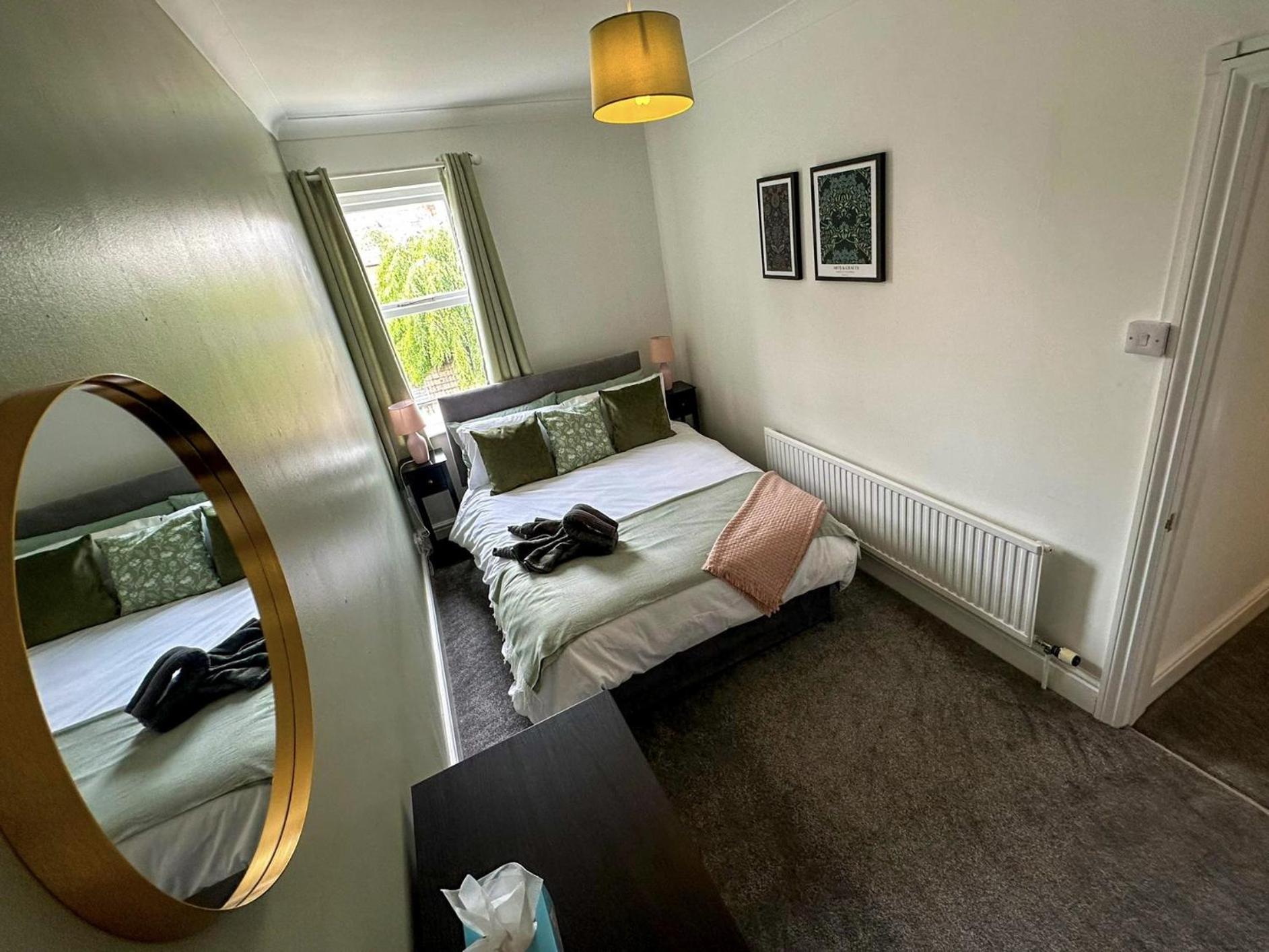 Cecil House - Stylish 2-Bed, Sleeps 5 Guests, Free Parking, Close To Cathedral, Bars & Restaurants Lincoln Exteriör bild