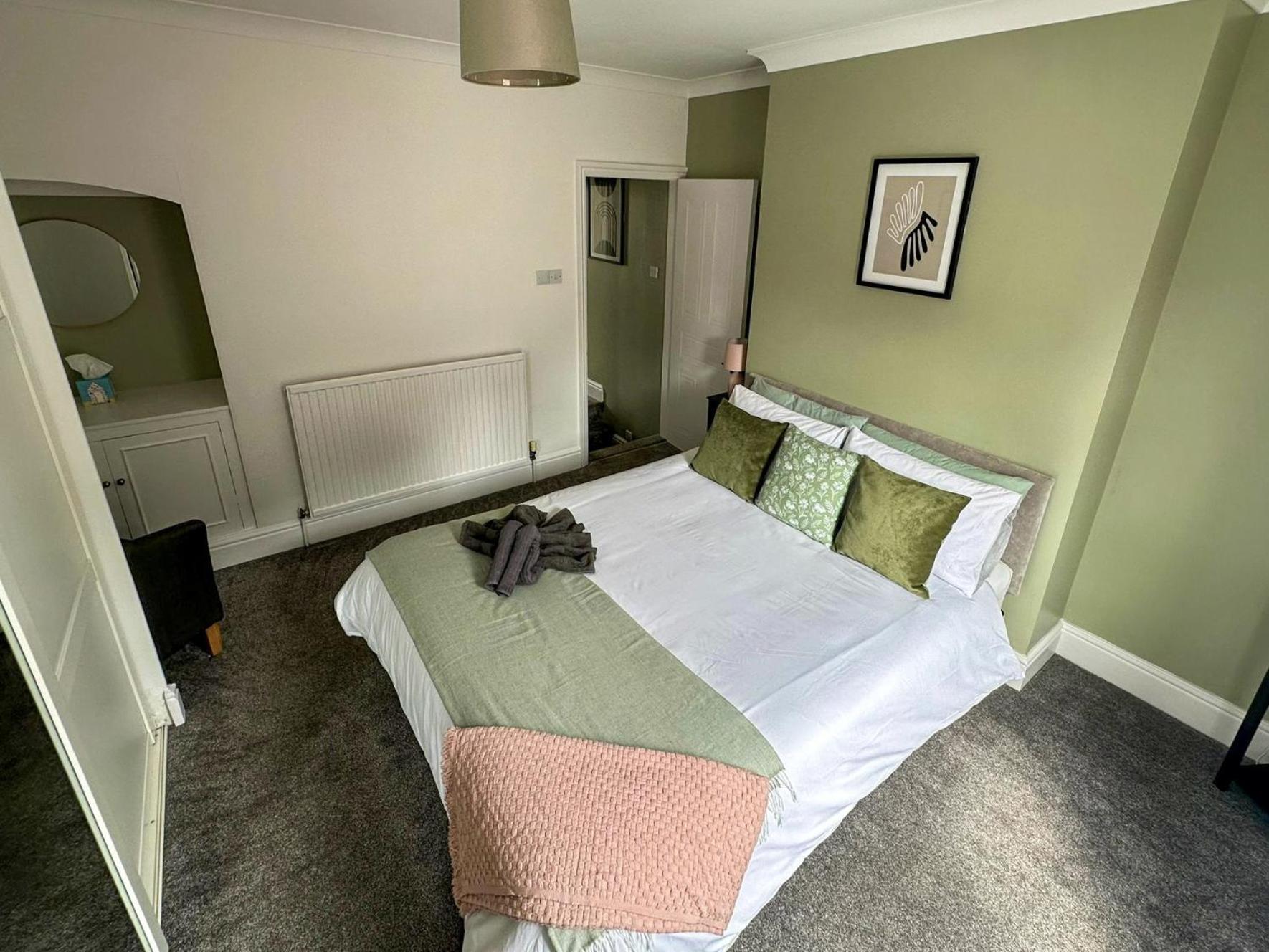 Cecil House - Stylish 2-Bed, Sleeps 5 Guests, Free Parking, Close To Cathedral, Bars & Restaurants Lincoln Exteriör bild