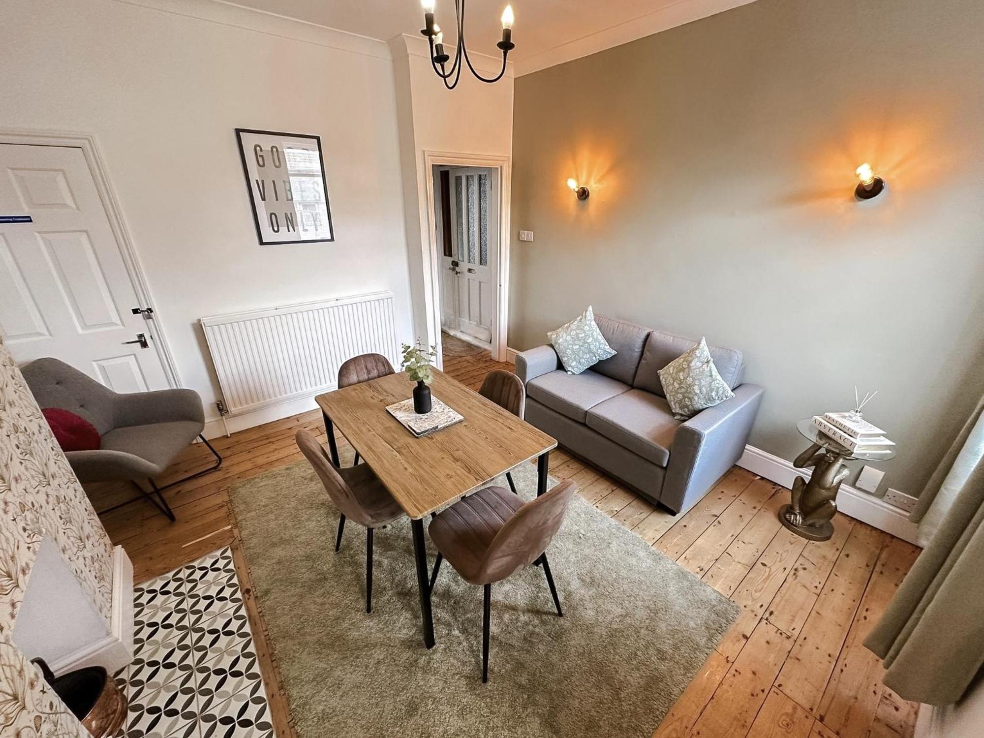 Cecil House - Stylish 2-Bed, Sleeps 5 Guests, Free Parking, Close To Cathedral, Bars & Restaurants Lincoln Exteriör bild